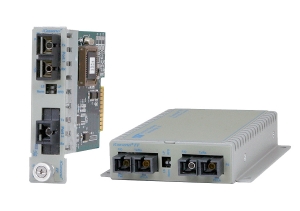 Ethernet Fiber to Fiber Media Converter | iConverter 100FF